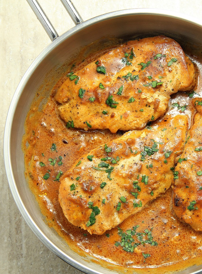 Skillet Chicken in Onion Cream Sauce